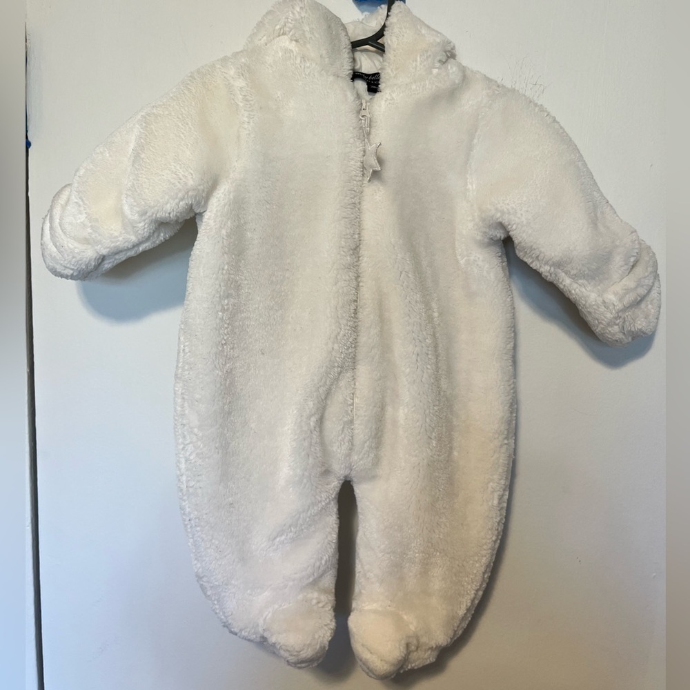 Wendy Bellissimo White‎ Fluffy Snowsuit Baby Bunting 3 Months